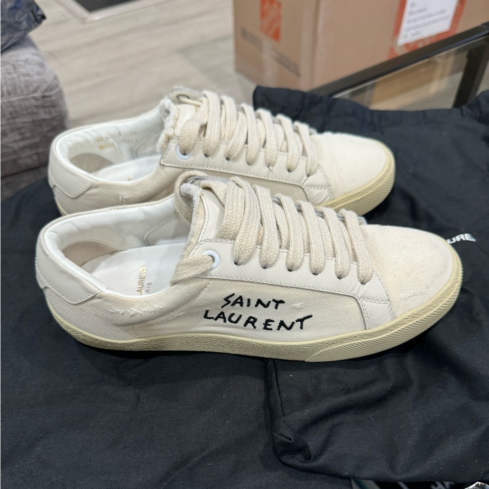 YSL - COURT CLASSIC SL/06 EMBROIDERED SNEAKERS IN CANVAS AND LEATHER